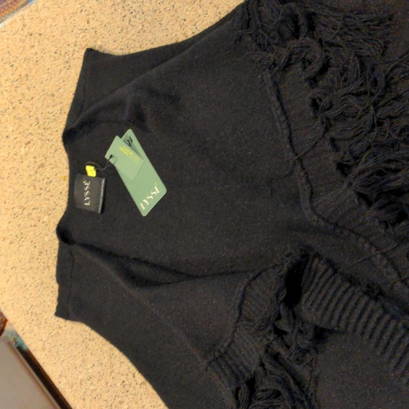 NWT/LYSSE Black Sweater Vest - Picture 4 of 4